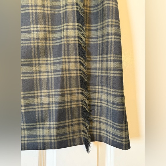 Trina Turk Wool Blend Skirt black dark green plaid Size 6 - Picture 2 of 10
